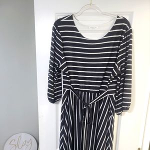 2XL Black and White Chic Soul Midi Dress